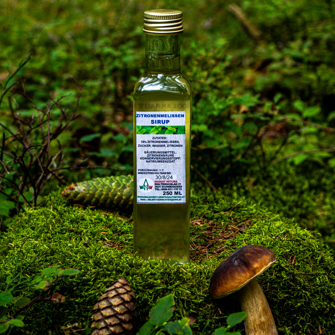 Zitronenmelissensirup